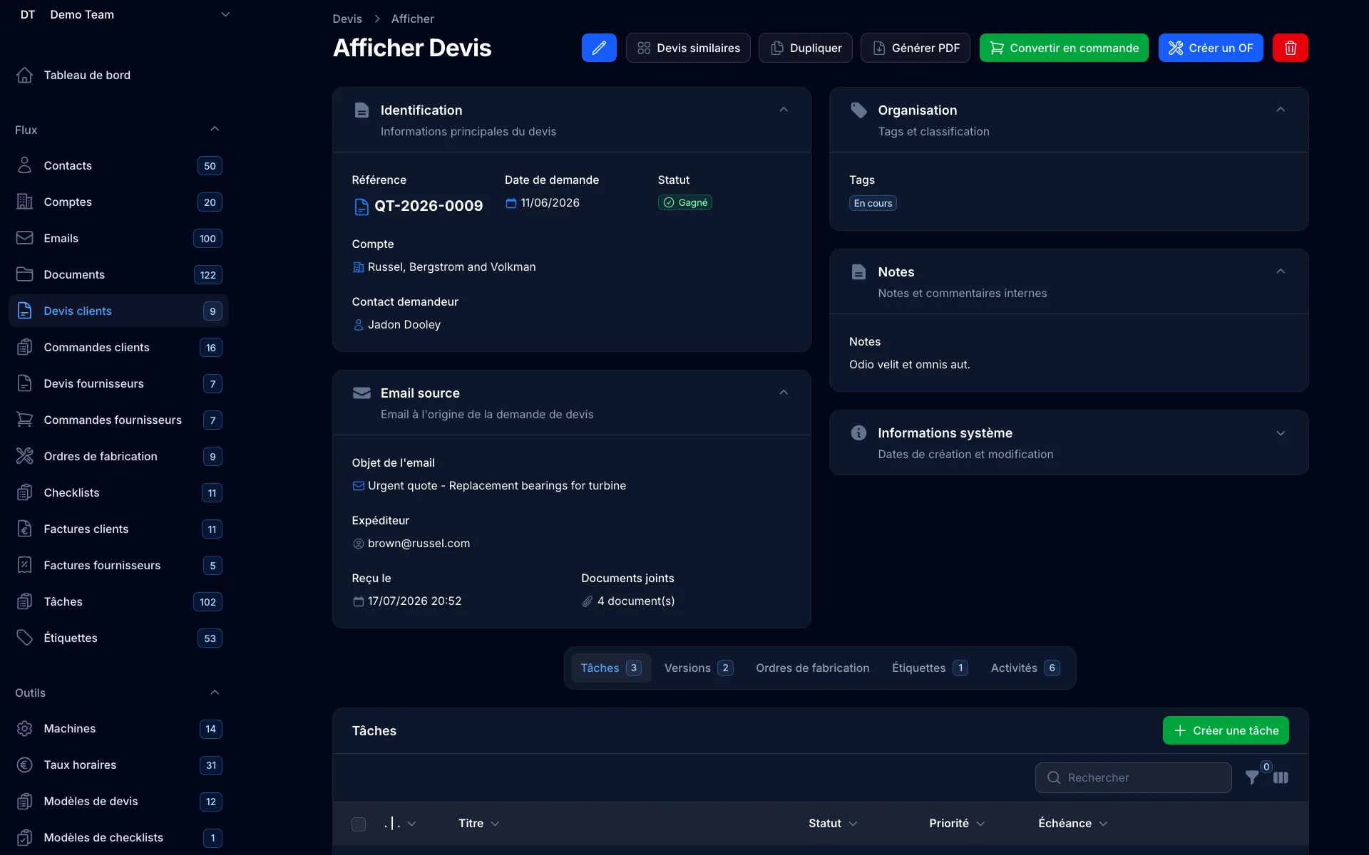 Fiche devis avec emails et plans reçus (sombre)